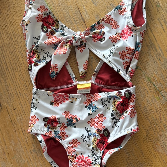Agua Bendita Kids One Piece in Red and White Floral - Picture 1 of 2